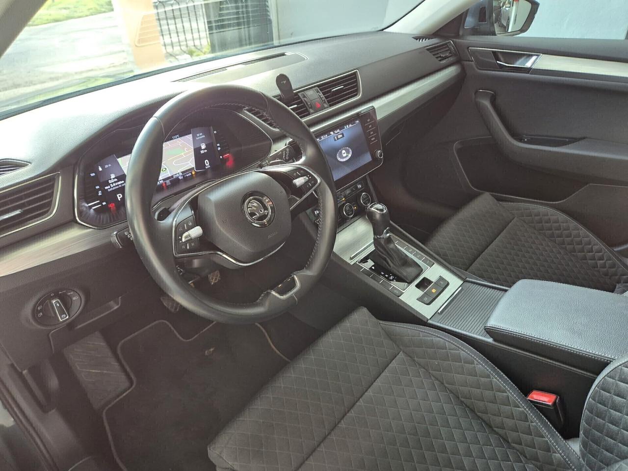 Skoda Superb 2.0 TDI EVO 150 CV SCR DSG Wagon Executive