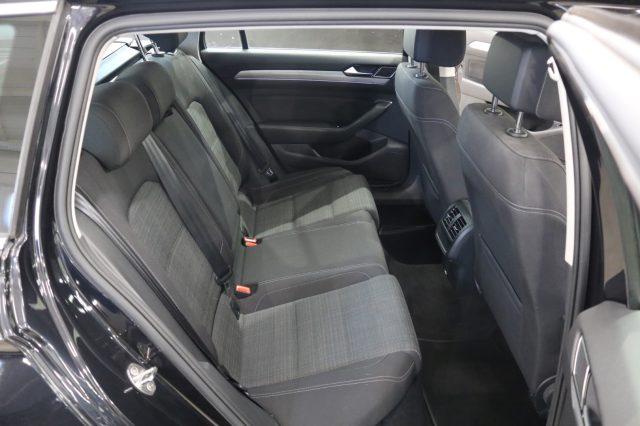 VOLKSWAGEN Passat Variant 2.0 TDI SCR EVO DSG Business "" BELL1SS1MA ""