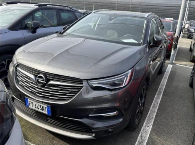 OPEL Grandland X 1.6 Hybrid4 Plug-in aut. AWD