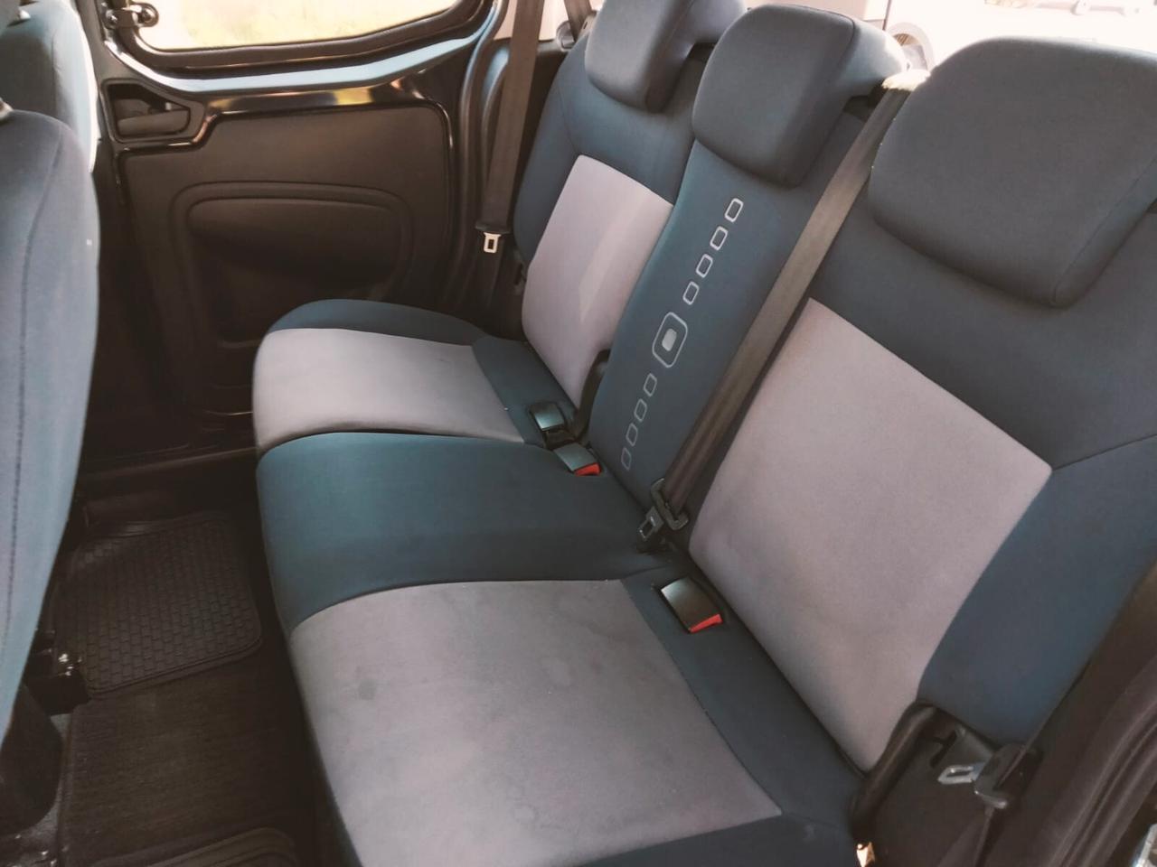 Citroen Nemo Multispace 1.3 HDi 75CV S&S Silver Selection NEOPATENTATI