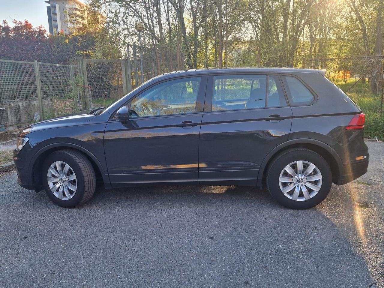 Volkswagen Tiguan Urban 1.6 TDI #10327