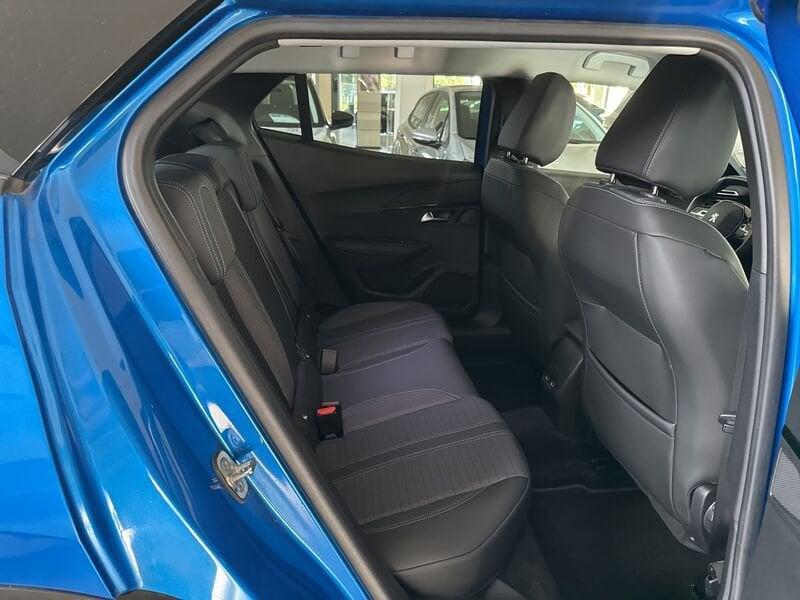 Peugeot 2008 PureTech 130 EAT8 S&S Allure