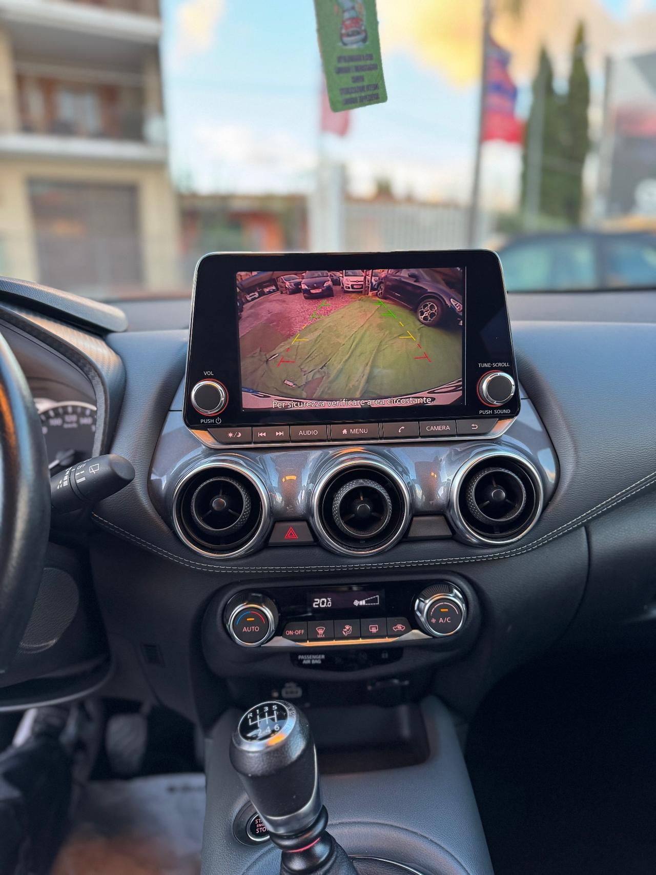 Nissan Juke 1.0 DIG-T 114 CV Tekna