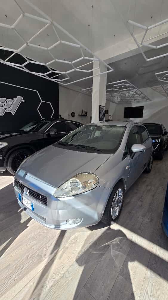 Fiat Grande Punto 1.3 MJT 90 CV 5 porte Emotion