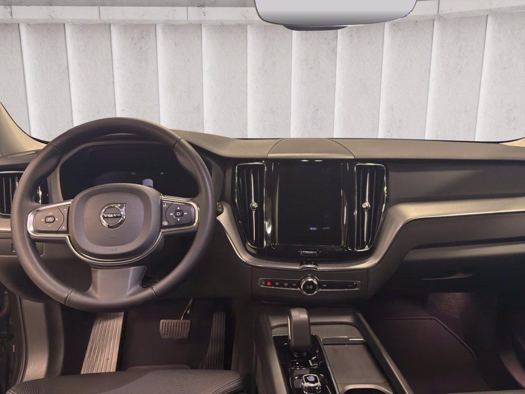 VOLVO XC60 2.0 b4 Core auto del 2024