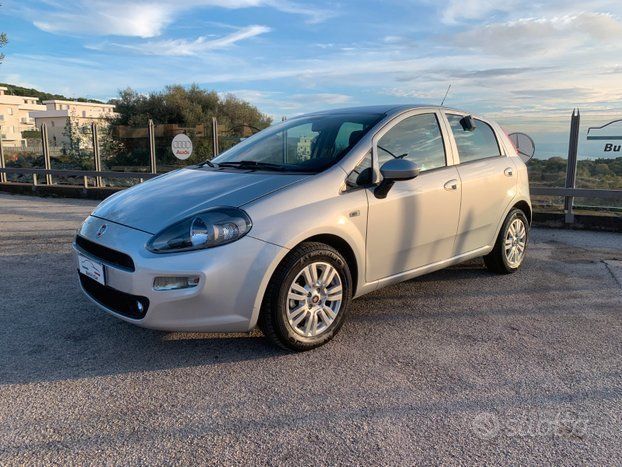 Fiat Punto 1.2 8V 5 porte Neopatentato