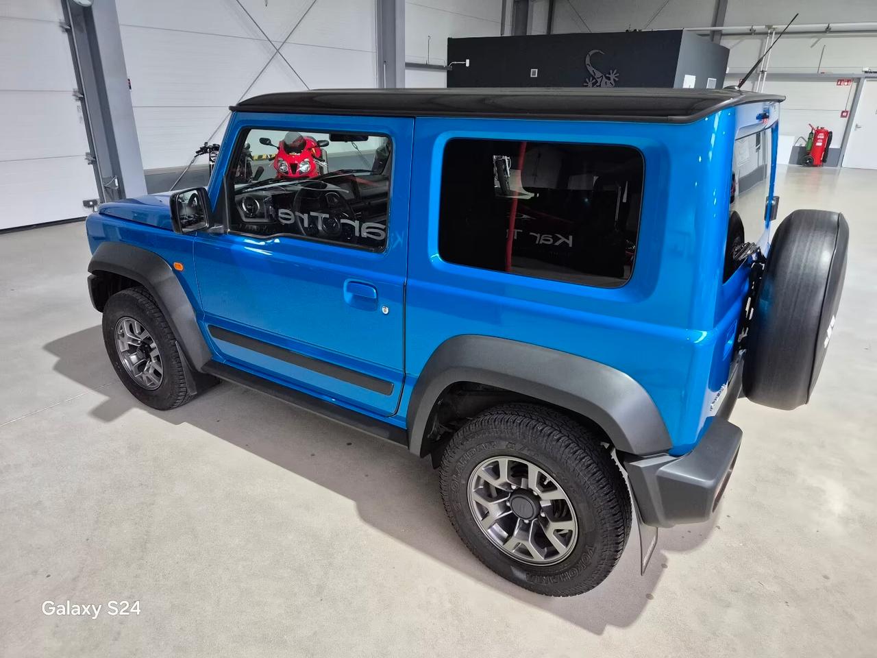 Suzuki Jimny 1.5 ALLGRIP/COMFORT PLUS/NAVI