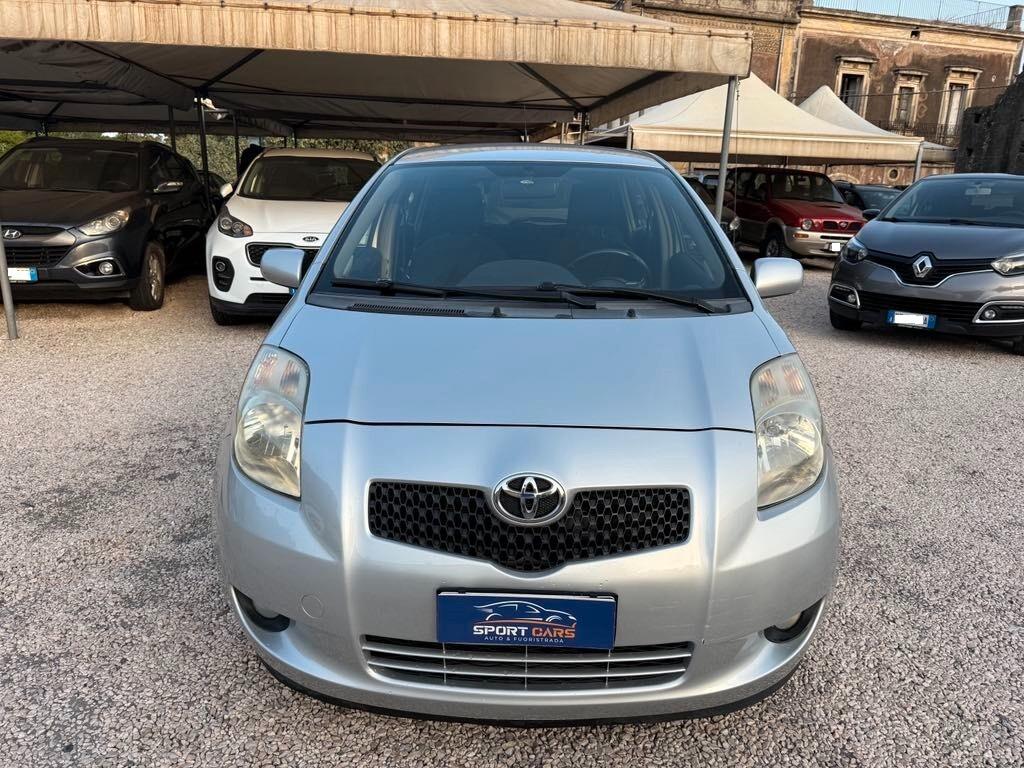 Toyota Yaris 1.4 D-4D 5 porte Sol