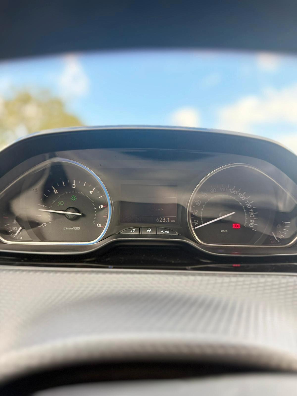 Peugeot 2008 BlueHDi 100 GT Line