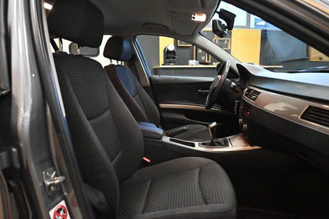 BMW 318 d 2.0 TOURING ATTIVA 143CV RESTAILING AFFARE UNICO