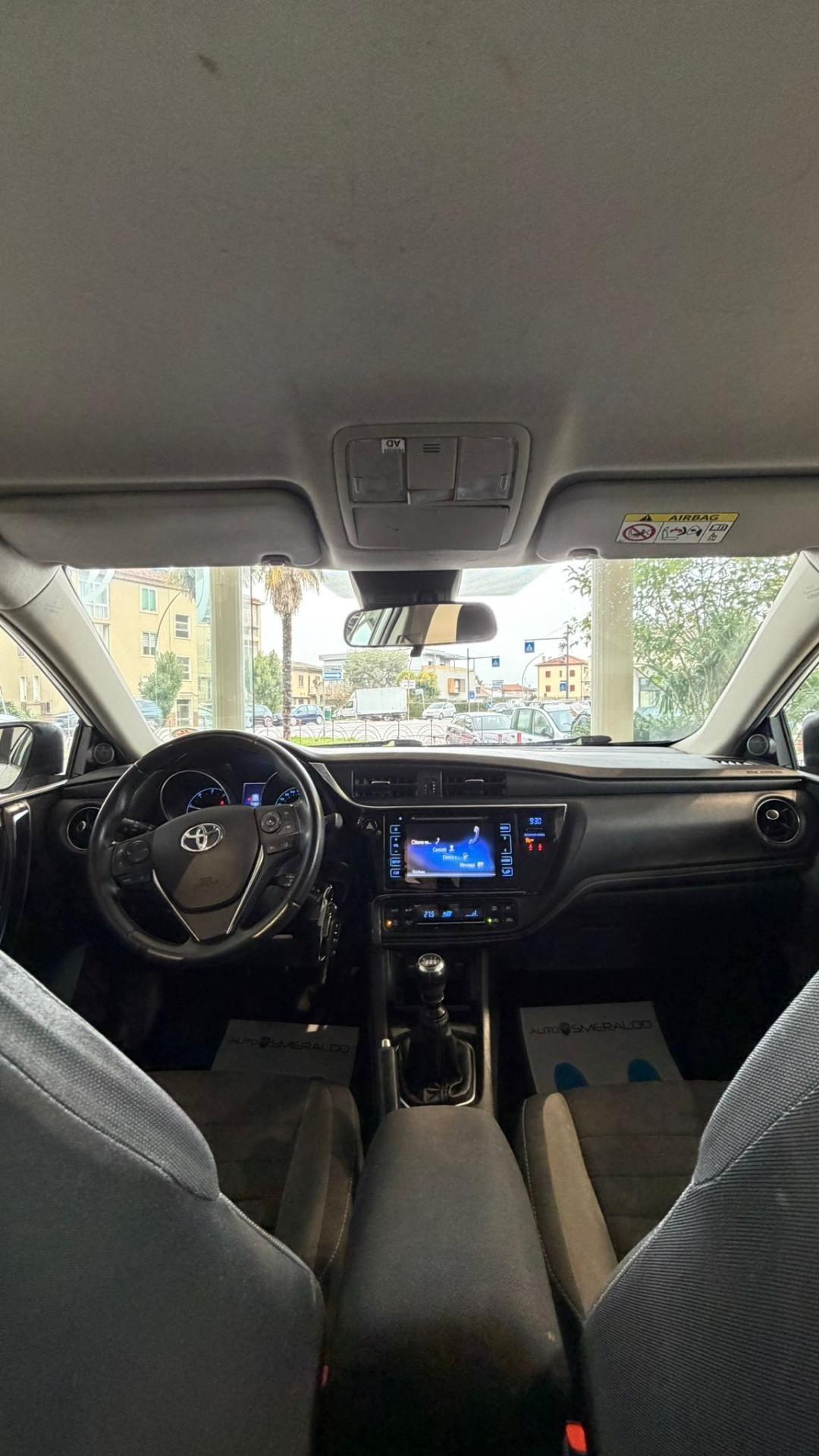 Toyota Auris 1.6 D-4D Business