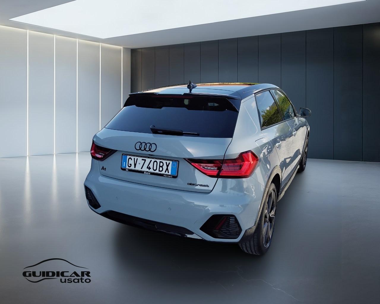 AUDI A1 II 2022 allstreet - A1 allstreet 30 1.0 tfsi Identity Contrast 116cv s tronic