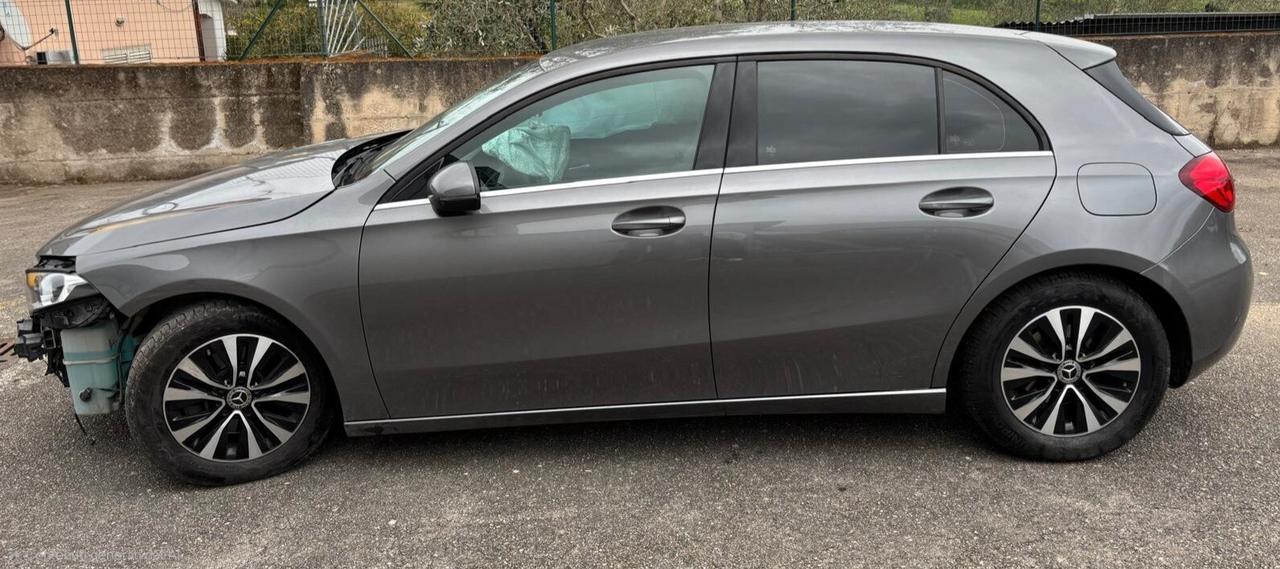 Mercedes-benz A 180 d Automatic Premium