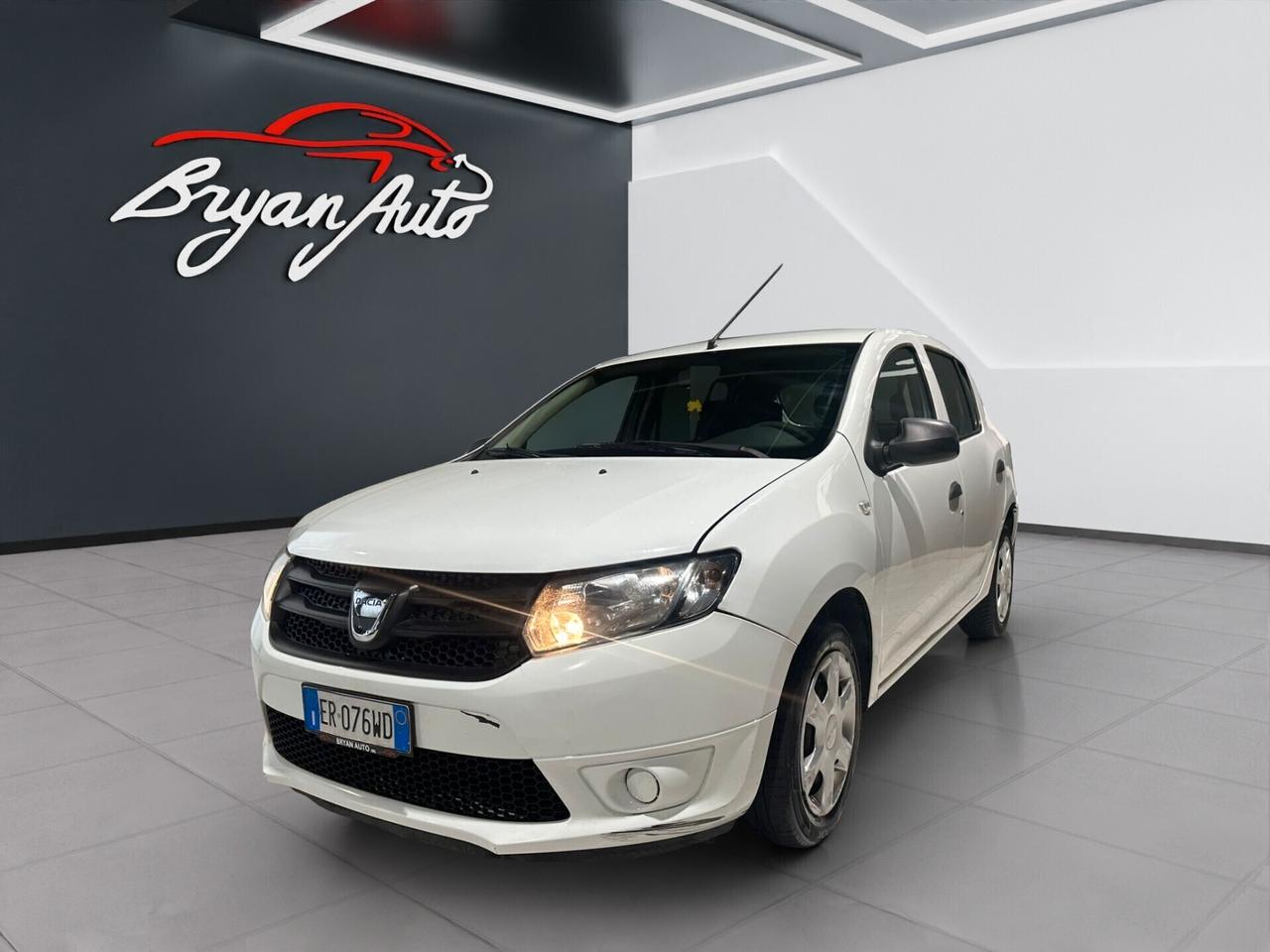 Dacia Sandero 1.2 GPL 75CV LAUREATE