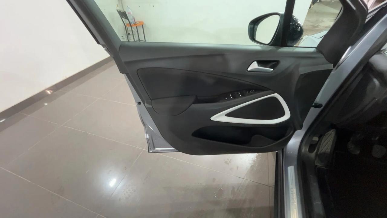 Opel Crossland 1.2 12V Start&Stop Design & Tech