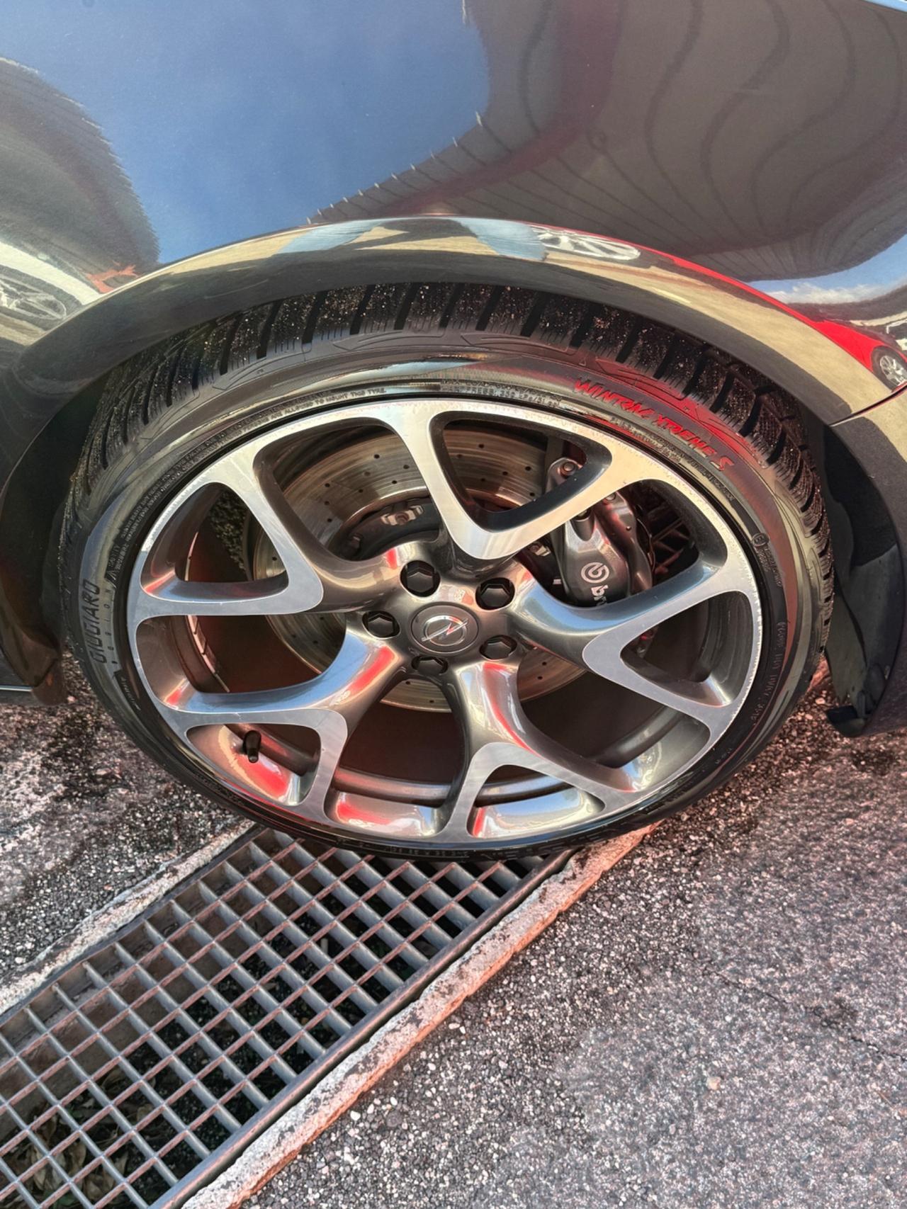 Astra GTC 2.0 Turbo 280CV -OPC-unipro-rate