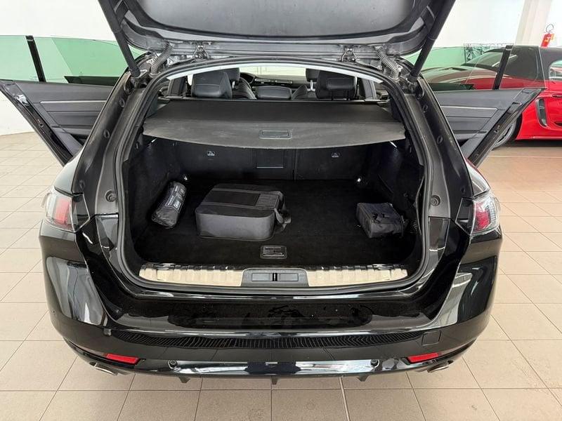 Peugeot 508 SW Hybrid 225 Allure Pack SW e-EAT8