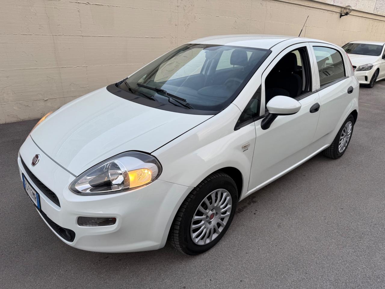 Fiat Punto 1.2benzina 8V 5 porte - 2016