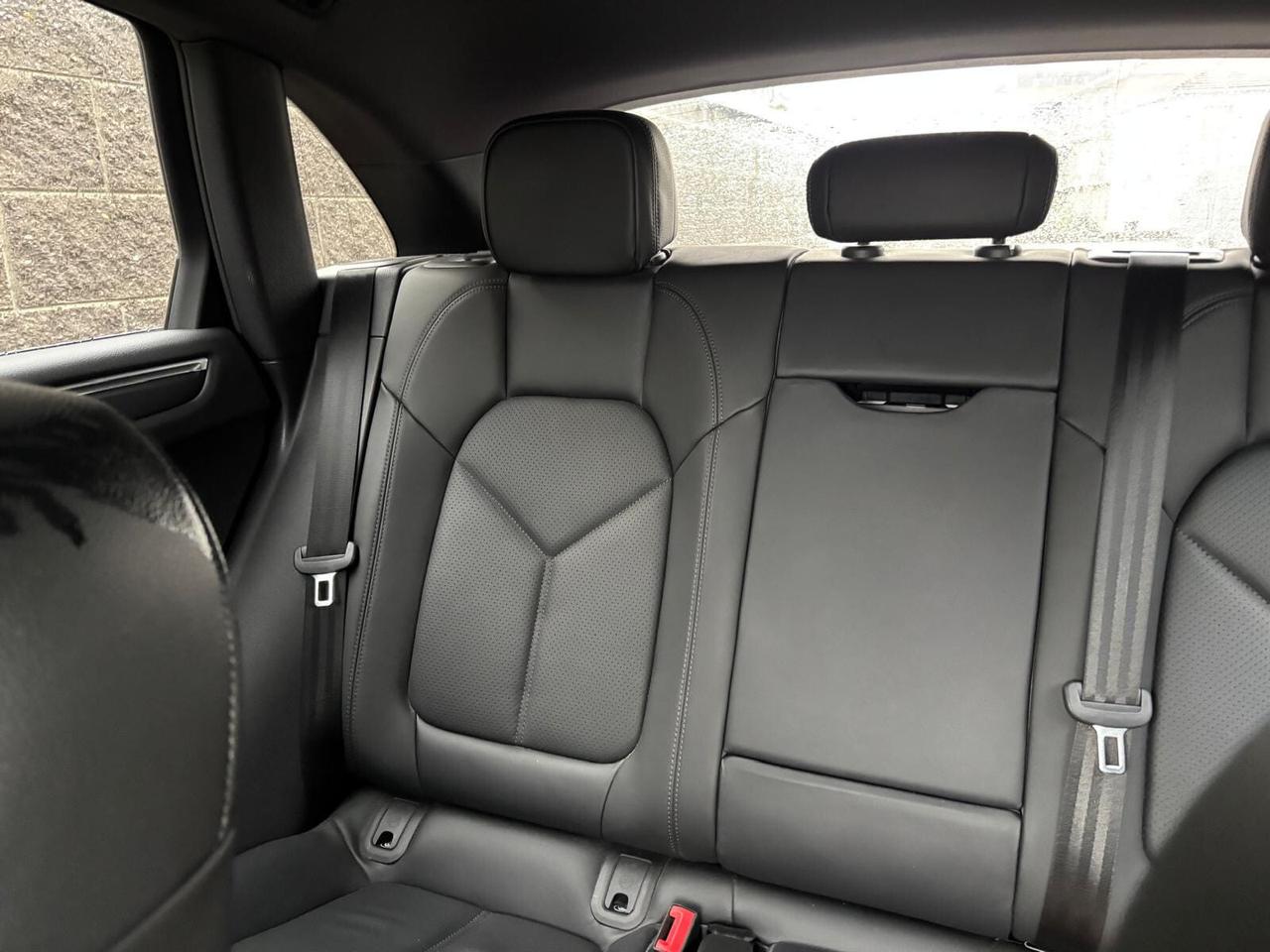 Porsche Macan 2.0 Turbo - Vettura da Vetrina!