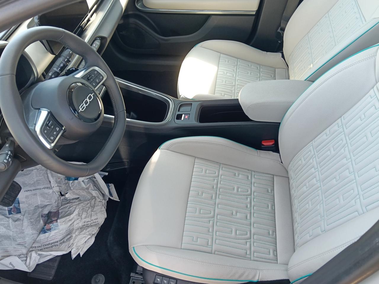 Fiat 600 Hybrid 100 CV DCT MHEV La Prima