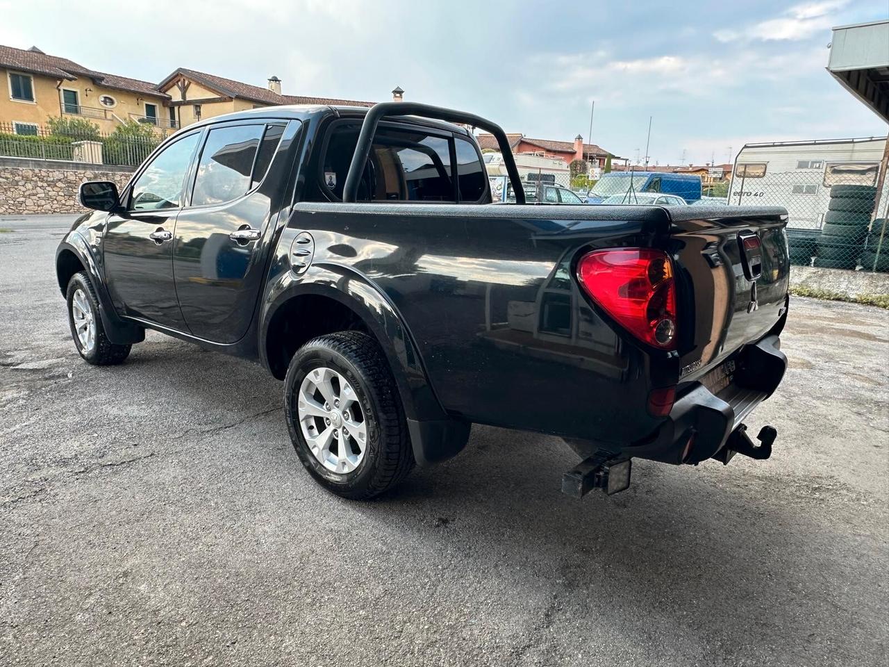 Mitsubishi L200 2.5 DI-D Edition 20 Doppelkabine 4WD