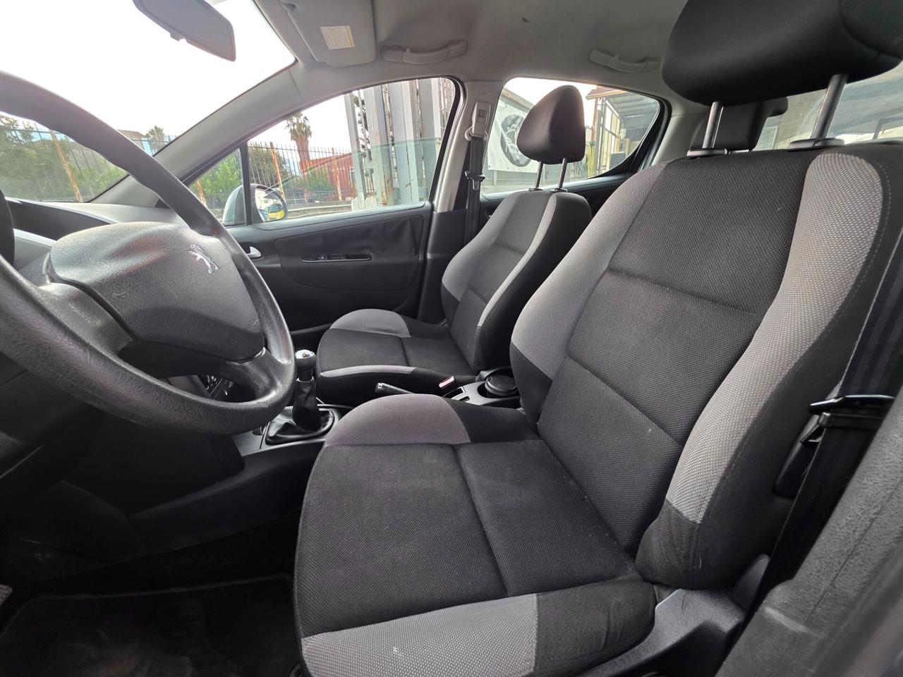Peugeot 207 1.4 8V 75CV 5p. Energie