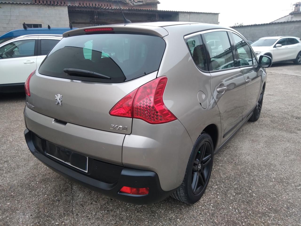 Peugeot 3008 1.6 VTi 120CV Premium benzina-gpl x neopatentati