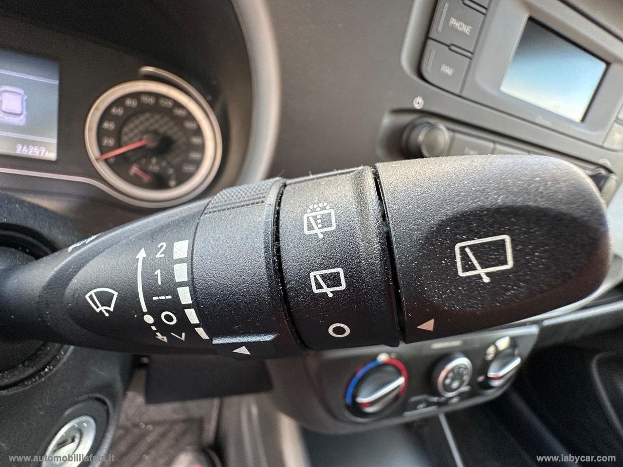 HYUNDAI i10 1.0 MPI Tech 26.000 KM