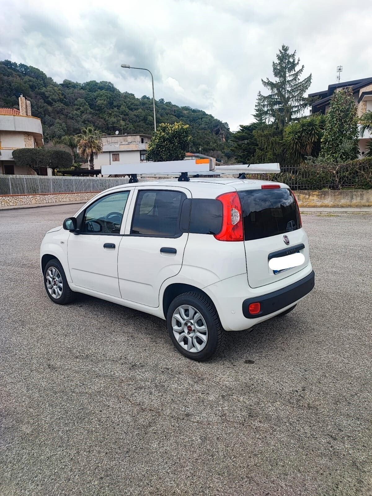 Fiat Panda 0.9 TwinAir metano 2 posti van Natural Power Easy paraurti neri