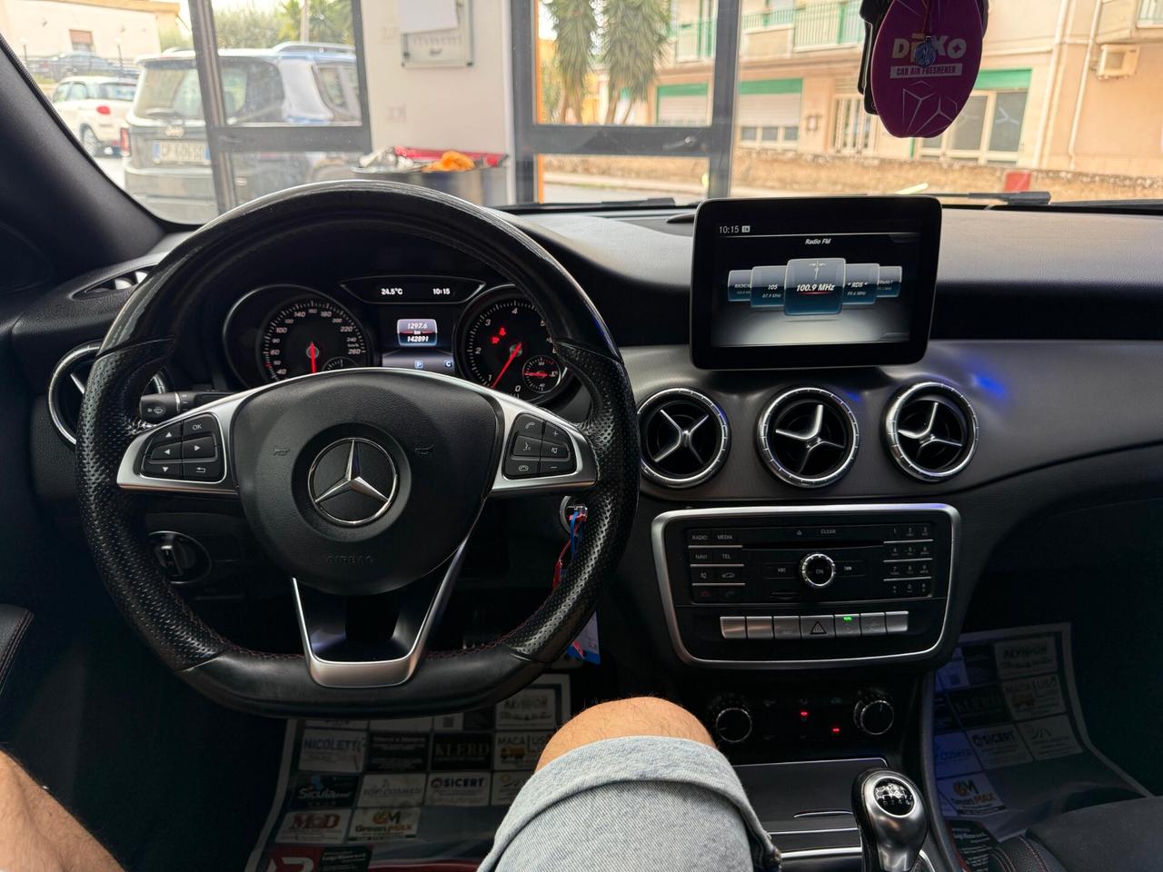 Mercedes-benz CLA 200 d Premium AMG