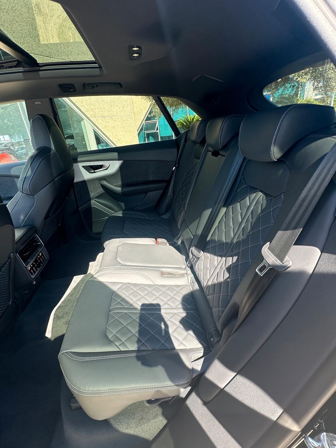 Audi Q8 50 tdi Sline possibilità noleggio no scoring