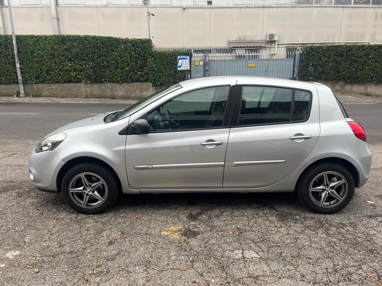 Renault Clio Storia 1.2 5 porte Confort