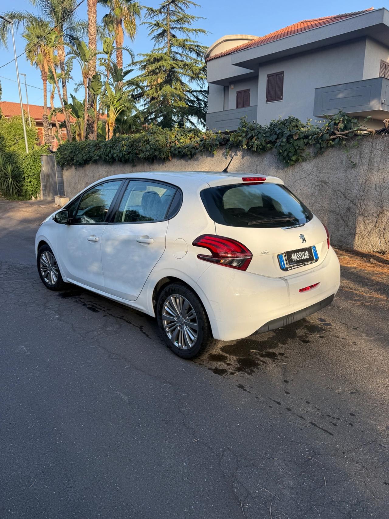 Peugeot 208 BlueHDi 75 5 porte Active
