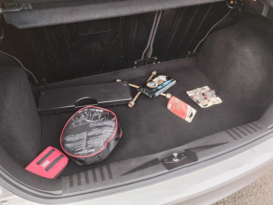 Ford Fiesta Fiesta 1.2 5p. 160000km 2007 distribuzione e tagliando fatto