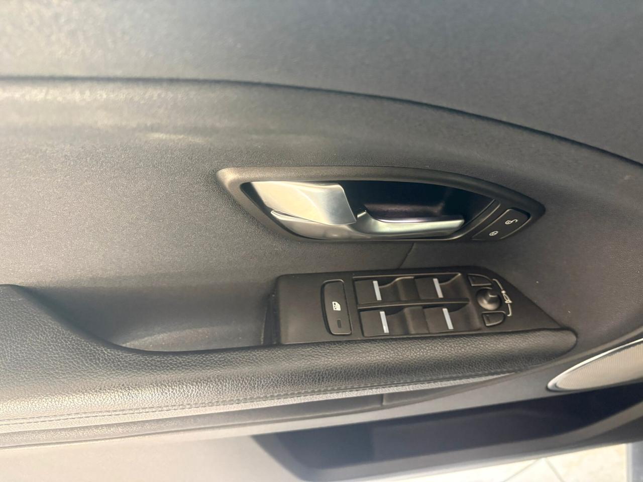 Land Rover Range Evoque 2.0 eD4 5p. SE Dynamic