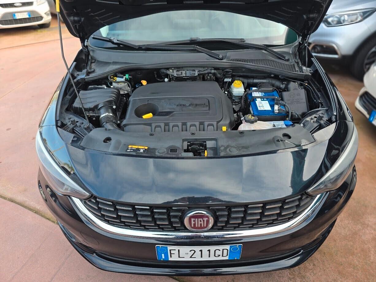 Fiat Tipo 1.3 M-Jet Lounge
