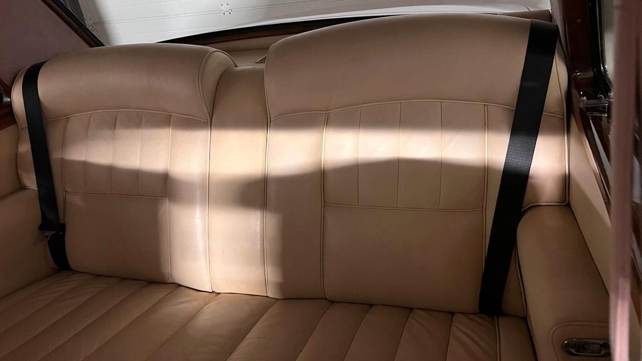 Rolls Royce Corniche RHD