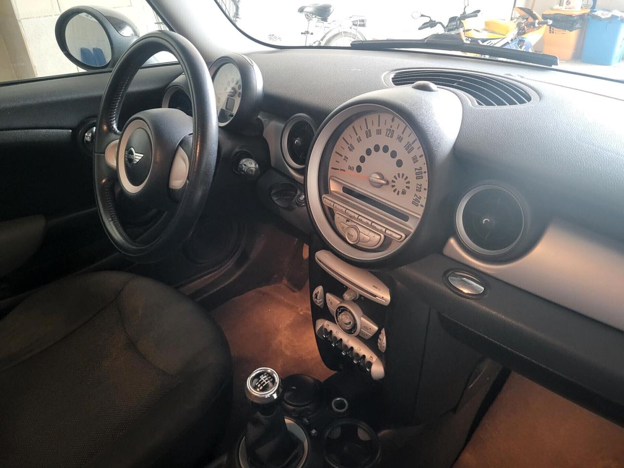 Mini 1.4 16V One Pepper