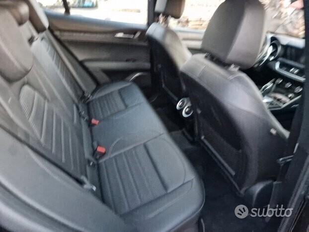 Alfa Romeo Stelvio 2.2 160 CV AT8 Business - 2022
