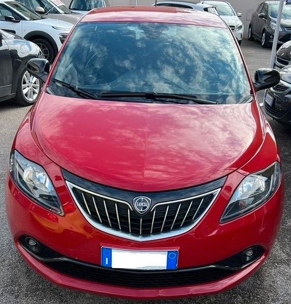 Lancia Ypsilon 1.0 FireFly 5 porte S&amp;S Hybrid Ecochic Gold