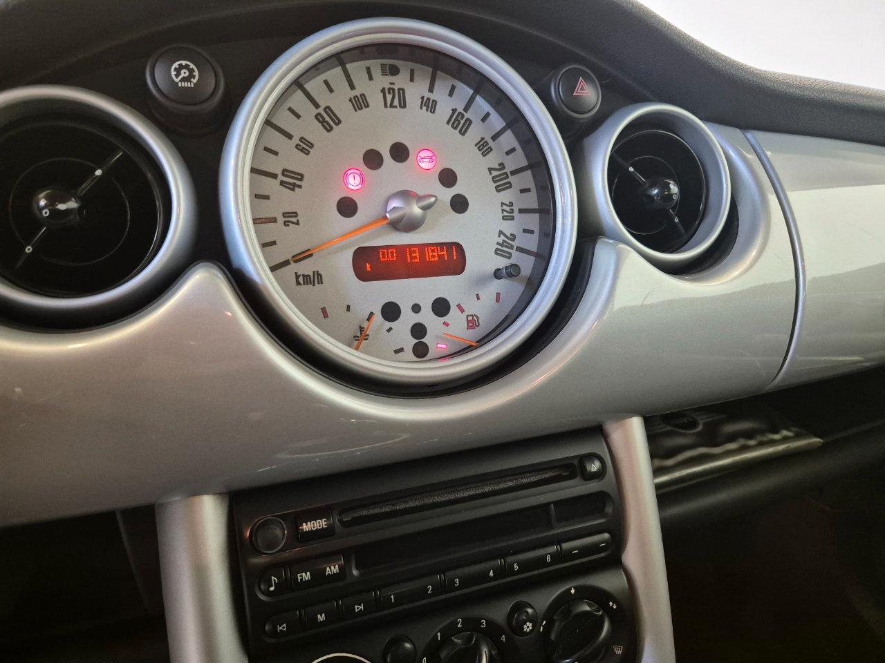 Mini Cooper 1.6 3 p. - NEOPATENTATI