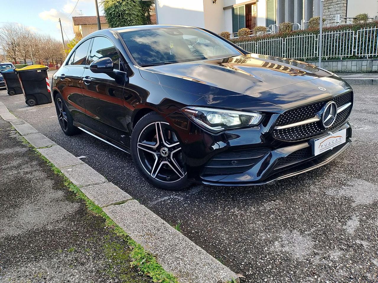 Mercedes-Benz CLA 200 Premium CLA 200 D