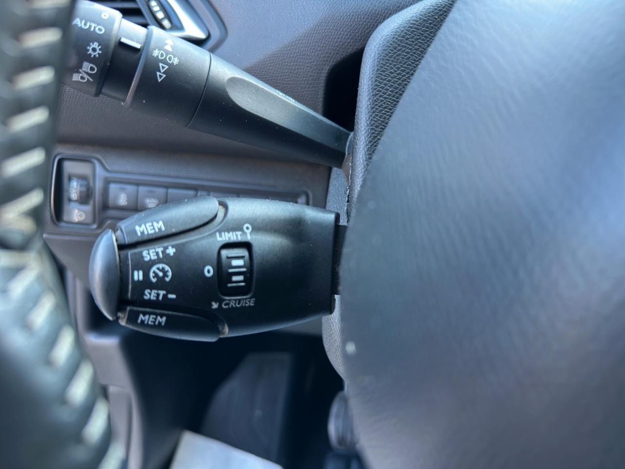 Peugeot 308 1.6 e-HDi 115 CV Stop&Start SW Active