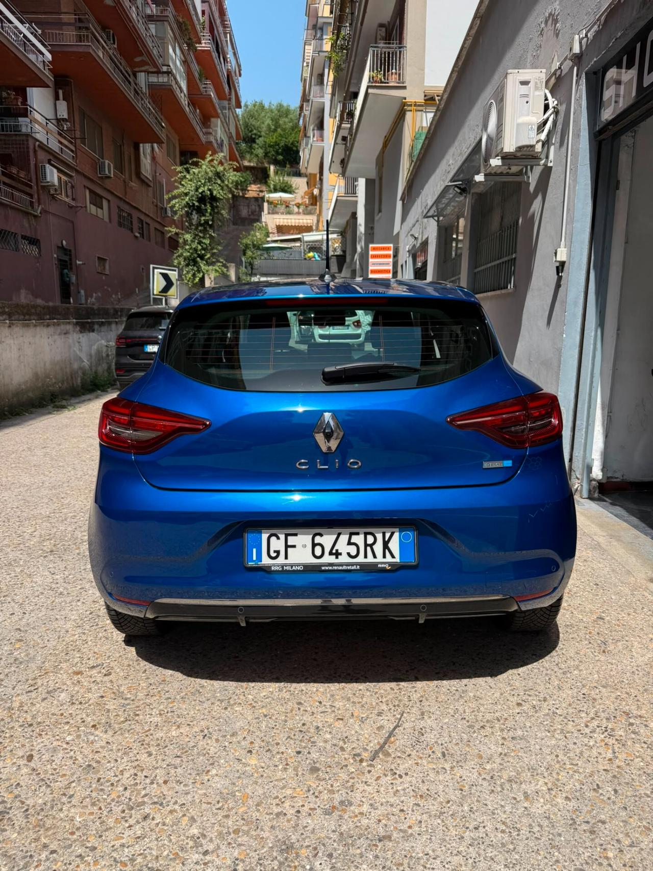 Renault Clio Full Hybrid E-Tech 140 CV 5 porte Initiale Paris