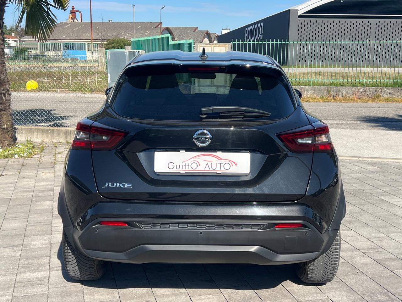 Nissan Juke 1.0 DIG-T 114 CV N-Connecta