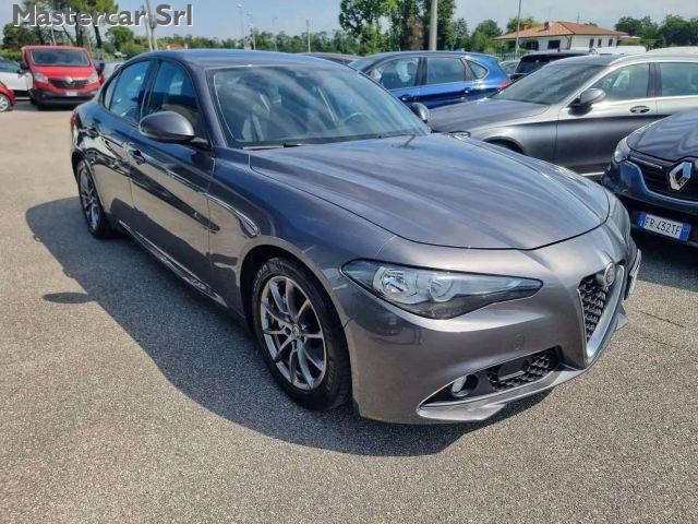 ALFA ROMEO Giulia Giulia 2.2 t Business Launch Edition 150cv FG648GP