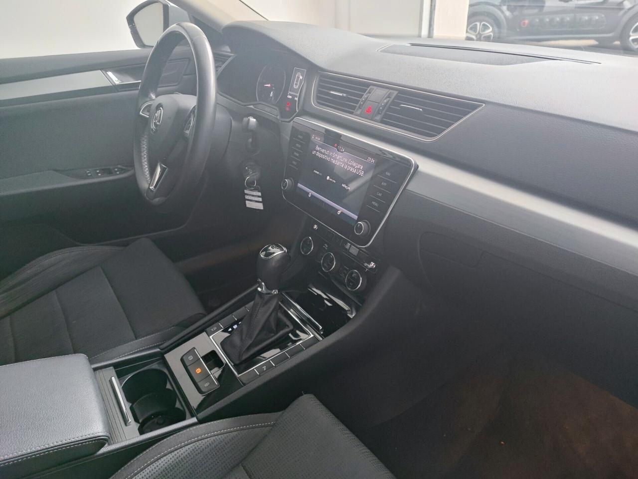 Skoda Superb 2.0 TDI 150 CV SCR DSG Wagon SportLine