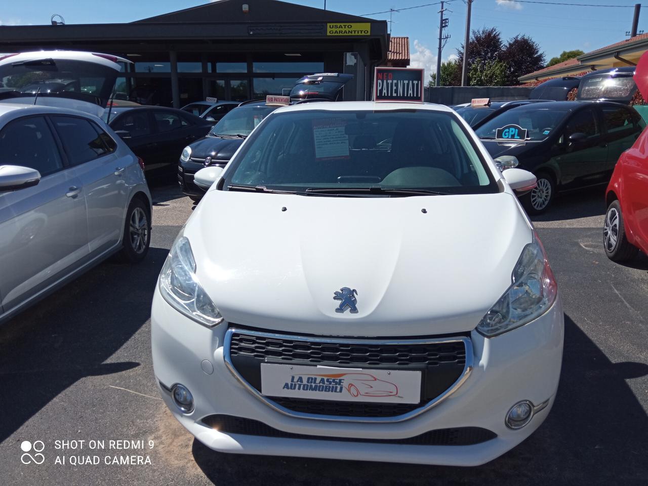 Peugeot 208 1.4 HDi 5 porte pasaggio compreso