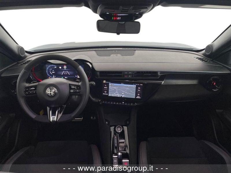 Alfa Romeo Junior Milano Ibrida Ibrida Ibrida Speciale1.2 145cv Hybrid Edct6