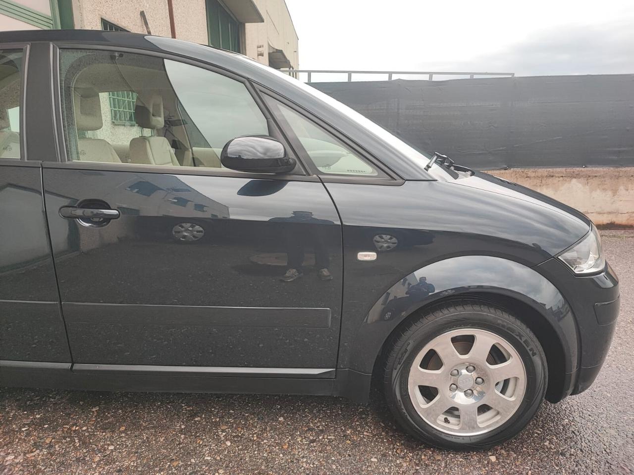 Audi A2 1.4 BENZINA PARI AL NUOVO ASI